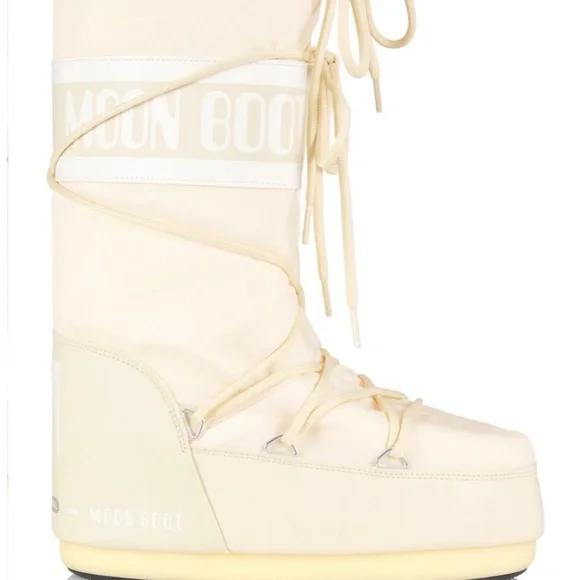 Moon Boot | Shoes | Moon Boots | Poshmark